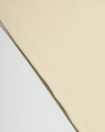 かわいい女の子のゆったりとした半袖