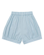 シンプルでゆったりとしたカジュアルショートパンツ