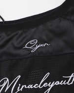 スポーツスタイルのレタリング長袖