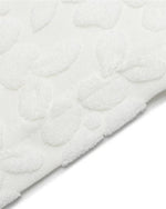 立体的なホルターストラップ