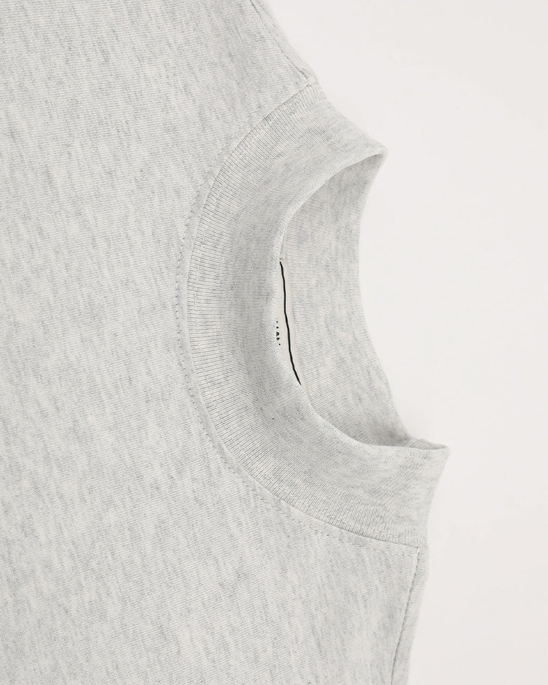 Simple and versatile short sleeves