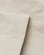 楽しいイラストが描かれた半袖シャツ