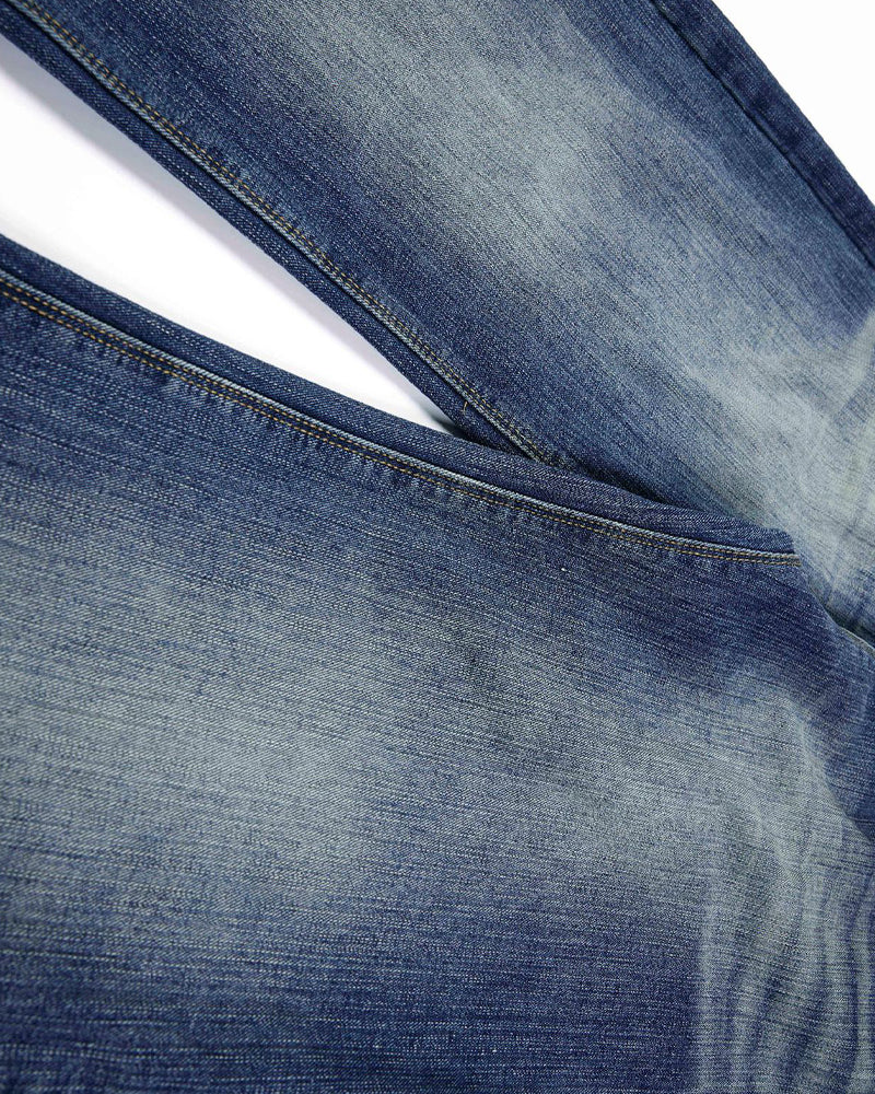 Versatile vintage-wash jeans