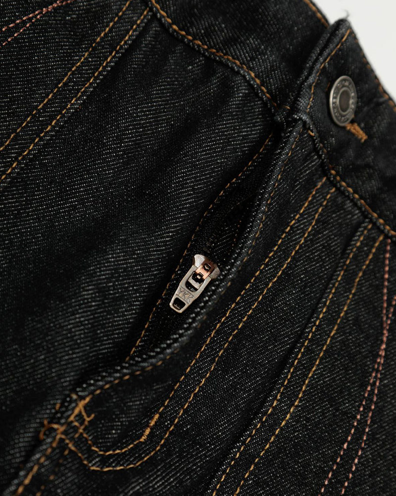 Embroidered loose-fit jeans
