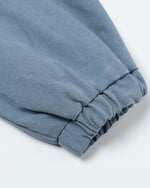 ゆったりとしたラペルのスウェットシャツ