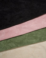 ゆったりとしたクルーネックベスト