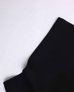 レトロなコントラストのカジュアルショートパンツ