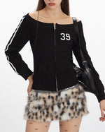 ワンショルダーのセクシーなスウェットシャツ