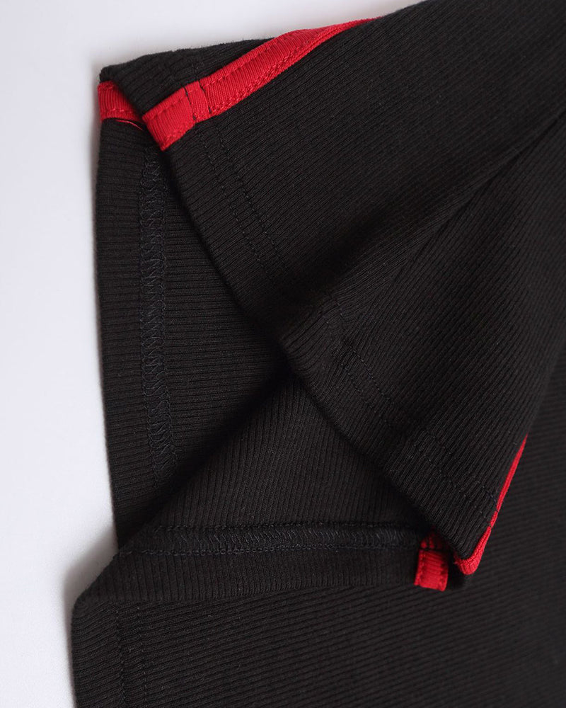 Sporty contrast suspenders