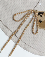 レトロな刺繍のカジュアル半袖