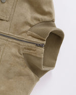Stand-collar zip-up jacket