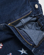 楽しいプリントのクロップドジーンズ