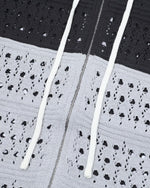 カップルのカラーブロックフード付きセーター