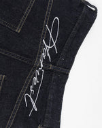 カジュアルなストレートレッグクロップドジーンズ