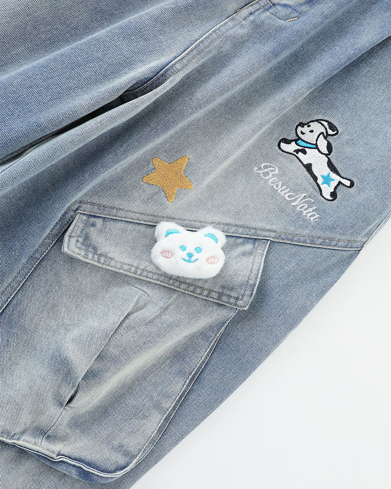 子犬の刺繍入りデニムパンツ