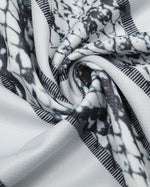 Snake print short sleeves