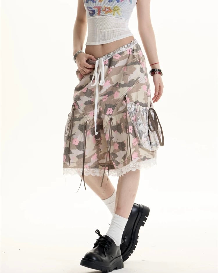 Lace panel casual shorts