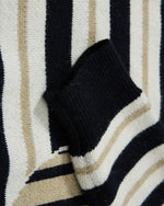 刺繍入りコントラストストライプセーター