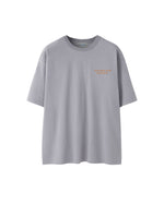 シンプルな刺繍の半袖