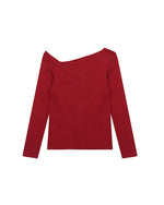 シンプルなニットカーディガン