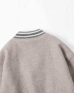 ゆったりとしたカップルジャケット