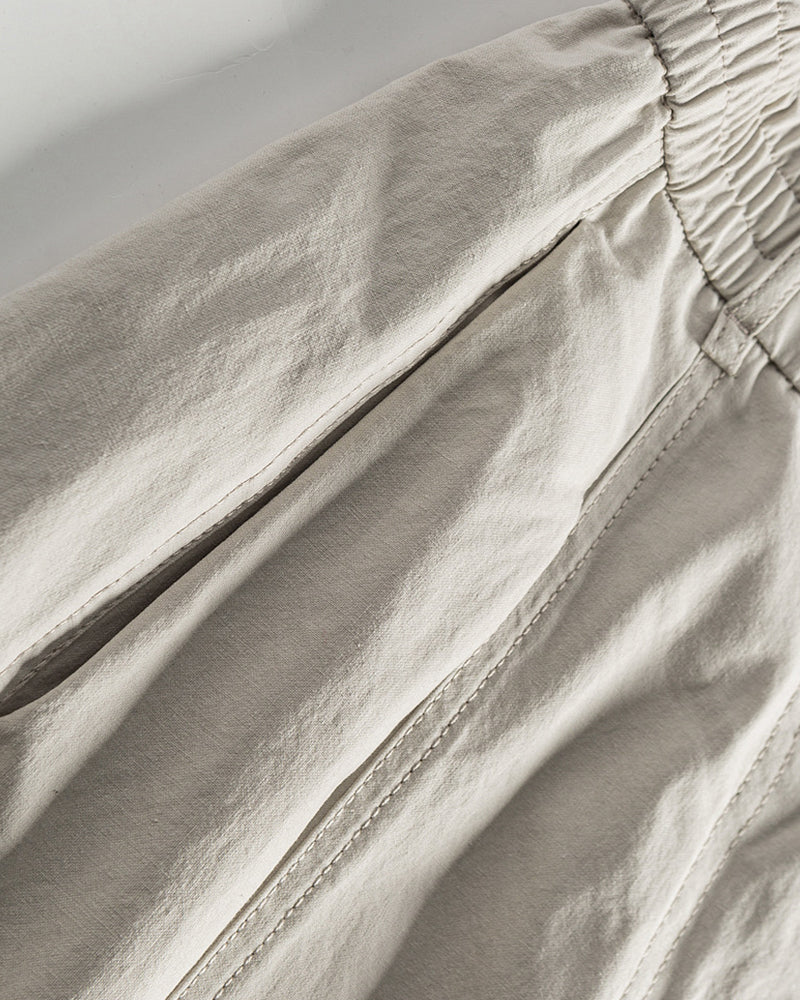 Oversized trousers for couples