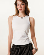 315g Slimming sleeveless top