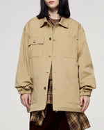 シンプルなワークジャケット