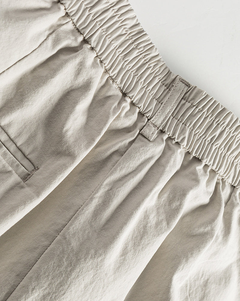 Oversized trousers for couples