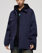 シンプルなワークジャケット