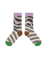 レトロなストライプ柄ソックス