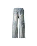 잉크가 묻은 캐주얼 청바지