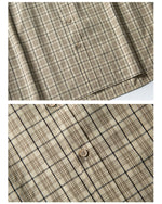 装飾のあるカジュアルな半袖シャツ