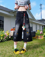 刺繍入りクロップドジーンズ