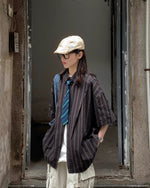 ストライプの半袖シャツ