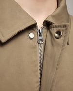 シンプルなジャケット