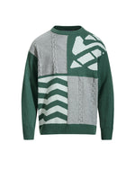 レトロなケーブルニットのイレギュラーセーター