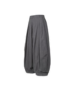 Oversized trousers for couples
