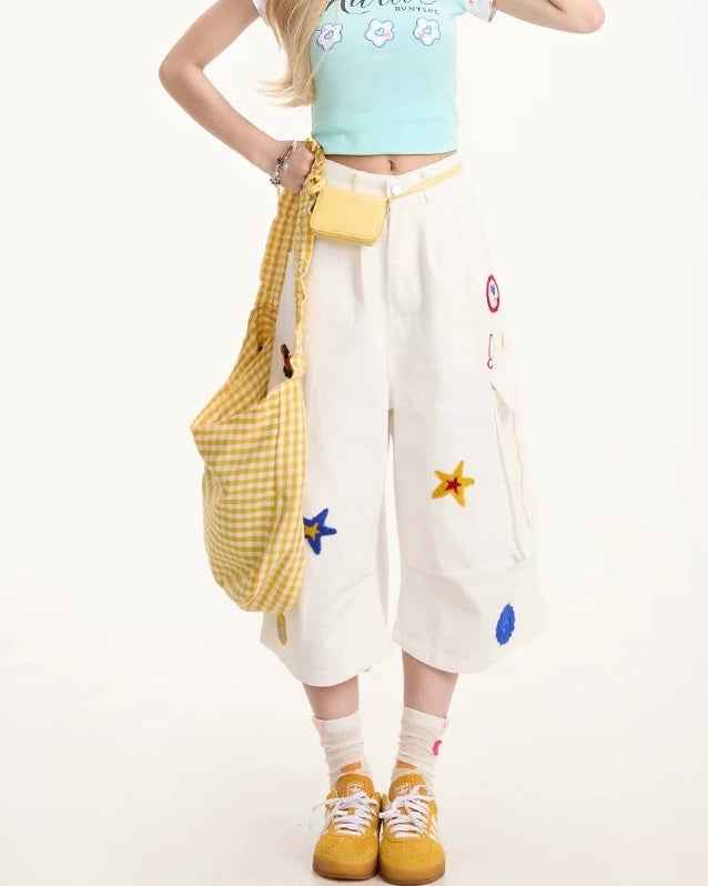 Cartoon pattern cropped shorts