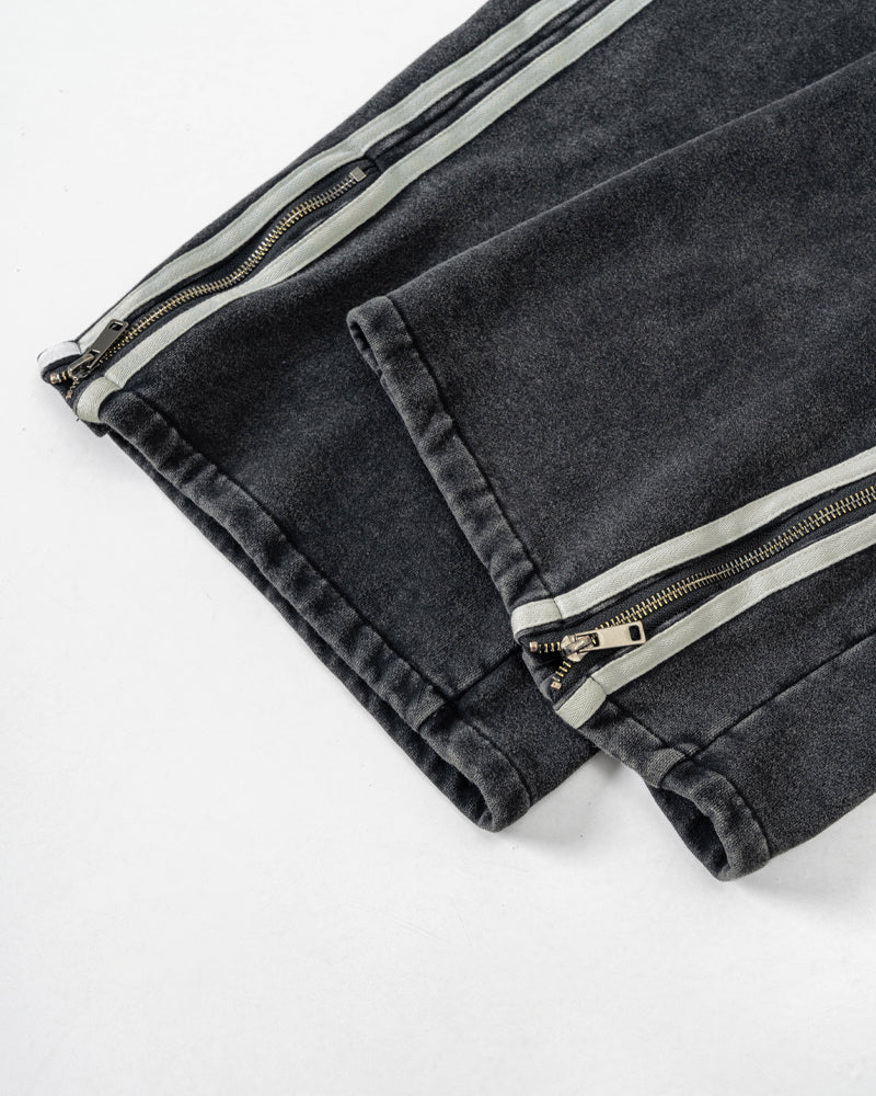 380G Batik-print zip-up trousers