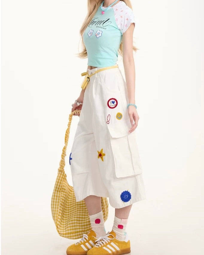 Cartoon pattern cropped shorts