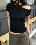 Lace halterneck short sleeves