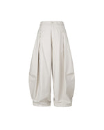 Oversized trousers for couples