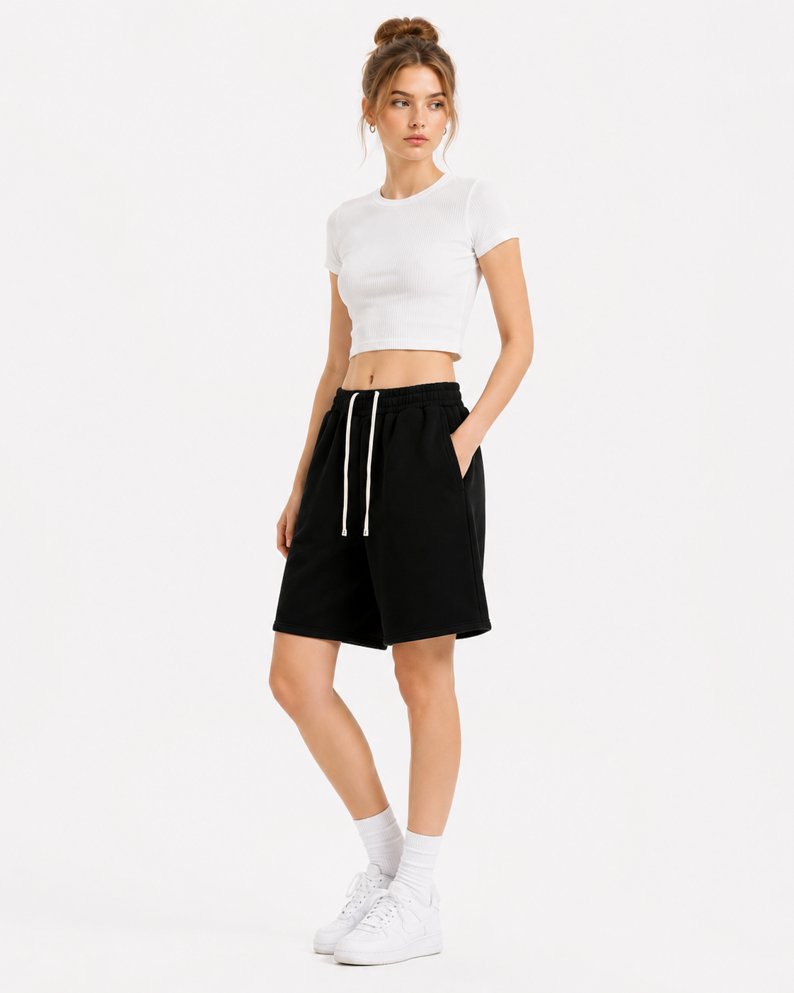 345g Casual knee-length shorts