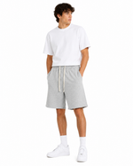 345g Casual knee-length shorts