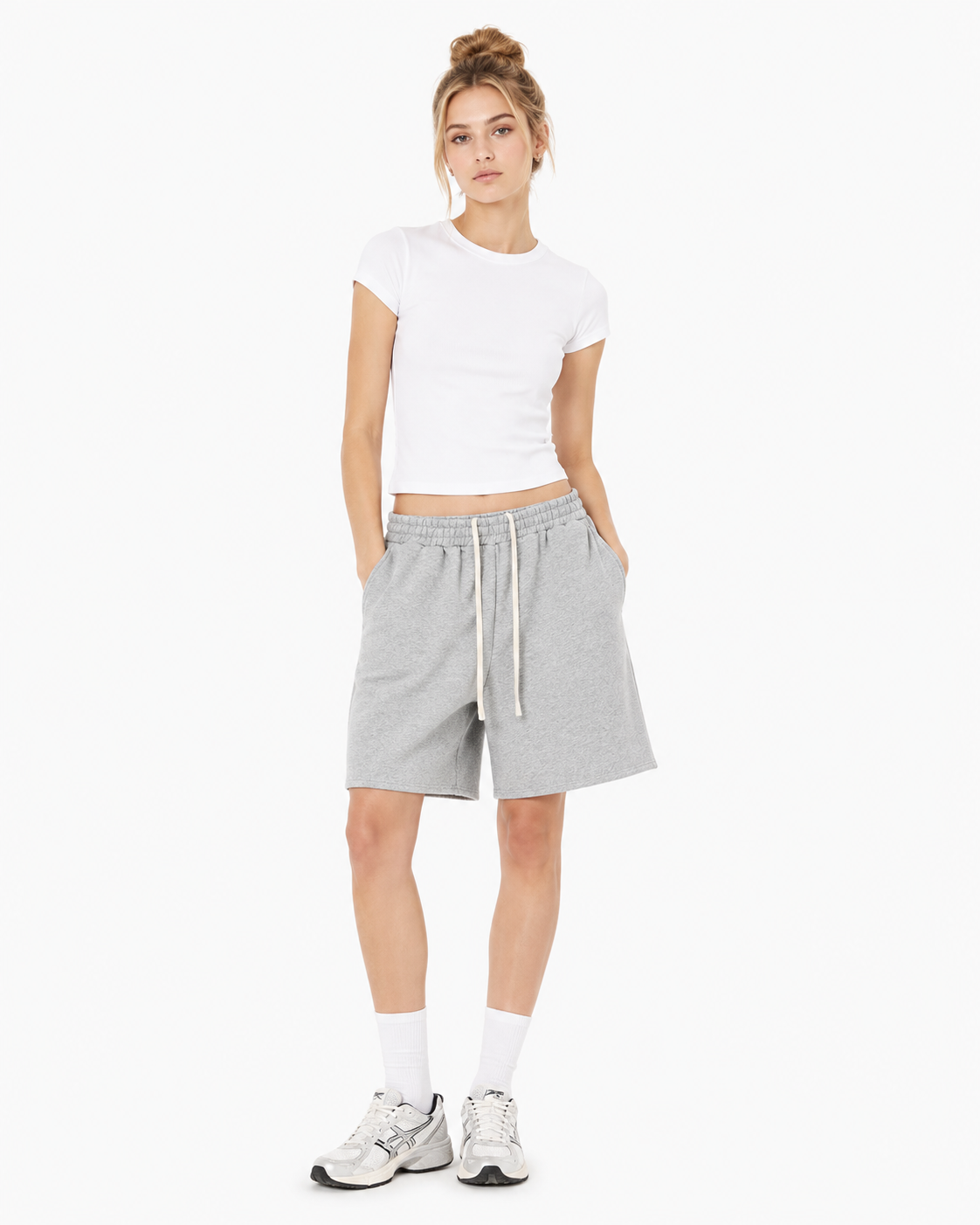 345g Casual knee-length shorts