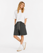 345g Casual knee-length shorts