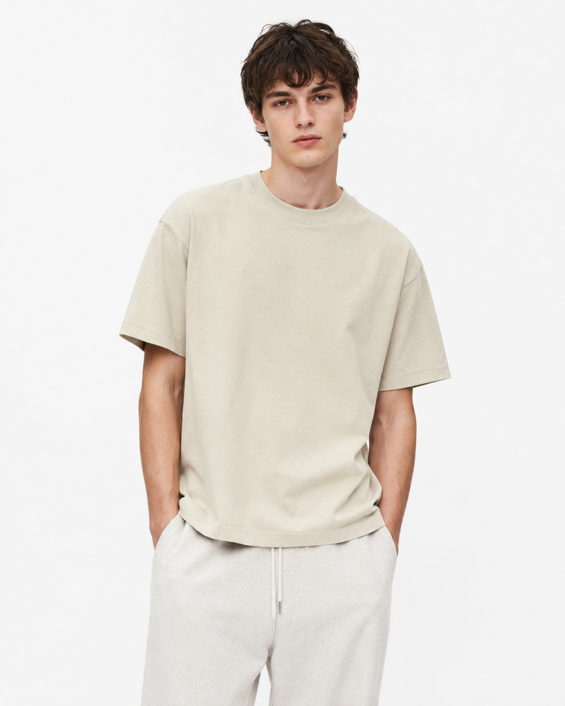180g Lightweight, skin-friendly T-shirt