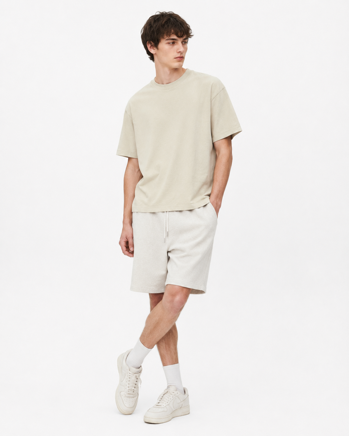 180g Lightweight, skin-friendly T-shirt