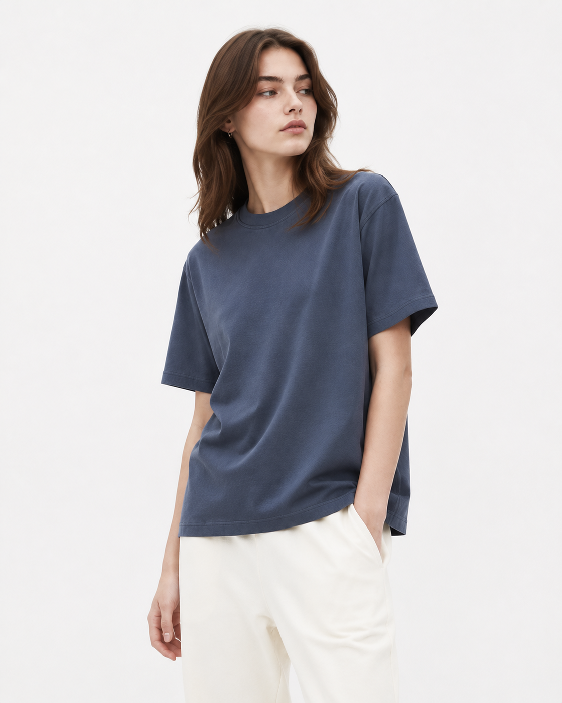 180g Lightweight, skin-friendly T-shirt